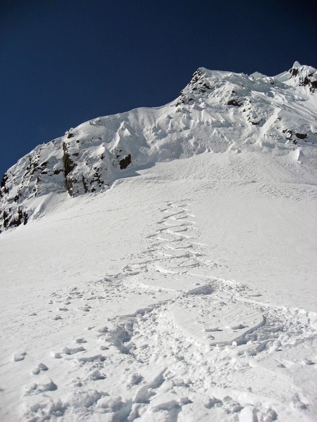 4B_2011_05_01_Chair_North_Faces_8S_3038.jpg