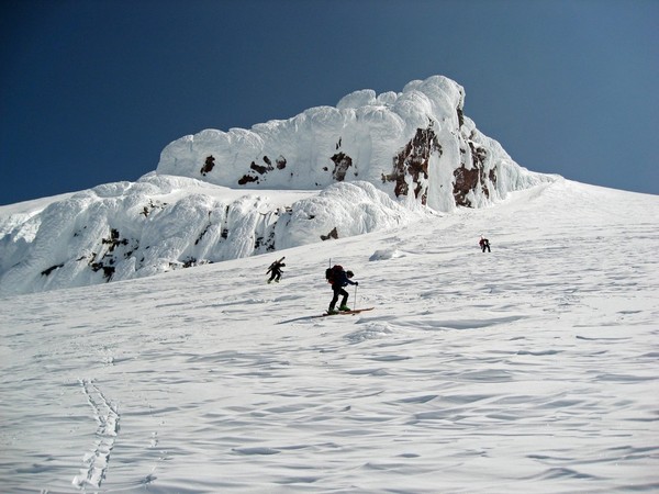 11A_2011_05_19_Baker_Coleman_Headwall_3136.jpg