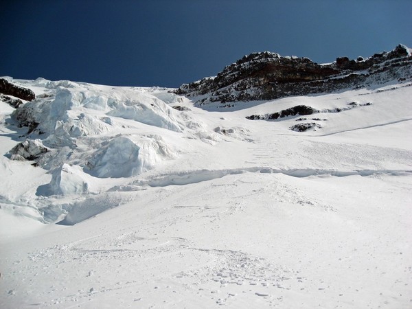 21A_2011_05_19_Baker_Coleman_Headwall_3147.jpg