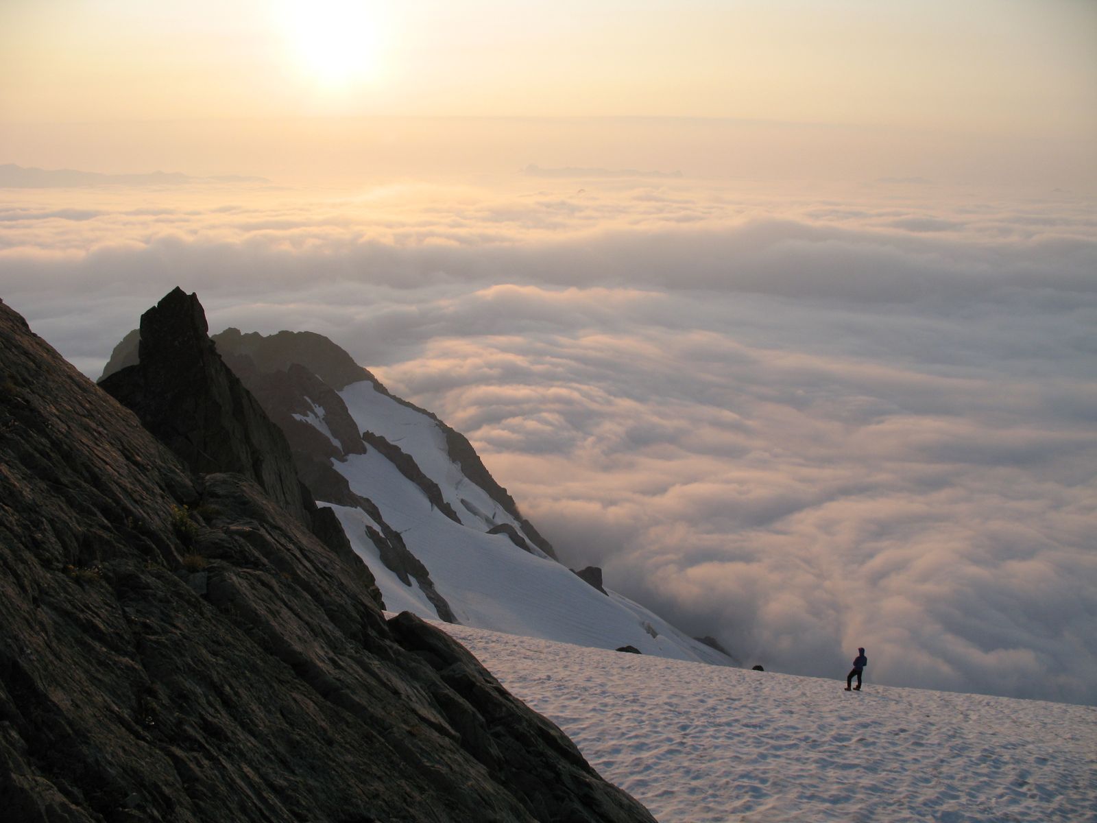 2009_08_06_shuksan_winnies_slide_bivy.jpg