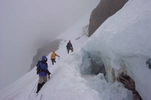 4902Sahale_Peak_Quien_Sabe_Glacier_7-4-04_046-med.jpg