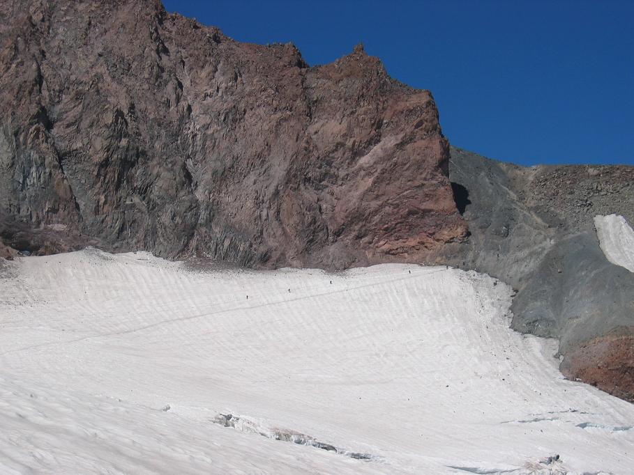 5595_Scree_Slope_to_Muir_073005.JPG