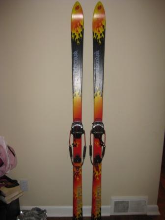 Skis_for_Sale_01.JPG