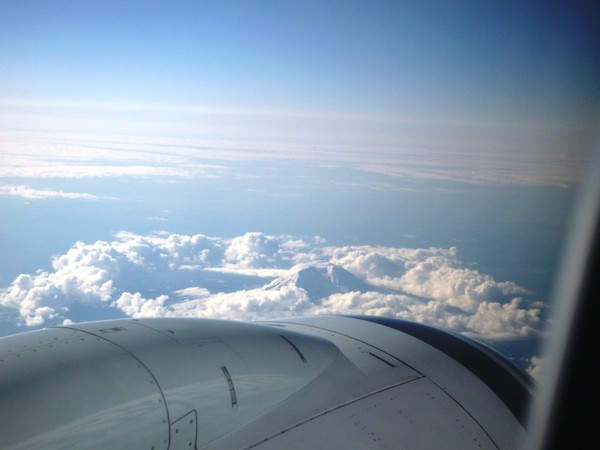 1_cloud_ring_aroumd_Mt_Adams.jpg