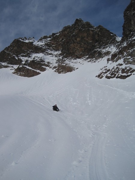 24_glissading_below_del_campo.JPG