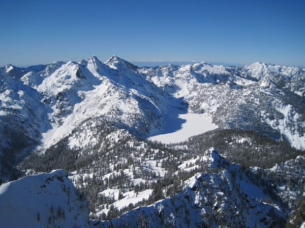 2_snow_lake.jpg