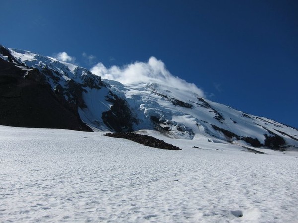 Adams_glacier_descent.jpg