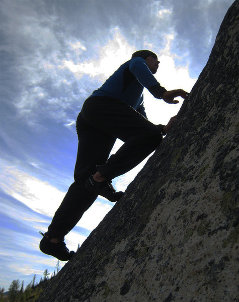 Blake_bouldering2_small.jpg