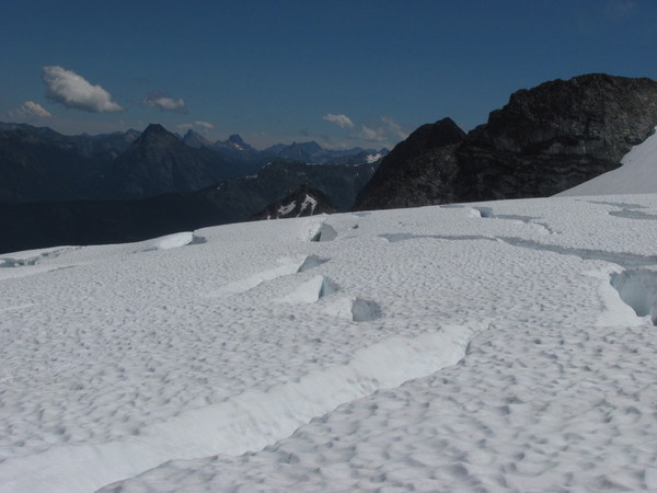 Crevasses_at_7K.JPG