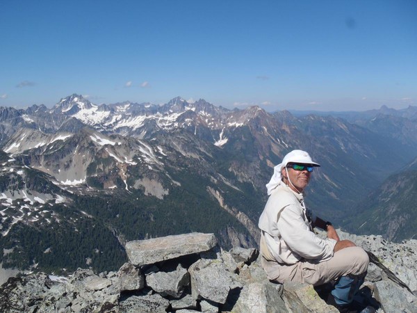 Donn_on_Summit_of_Whatcom_Peak.JPG