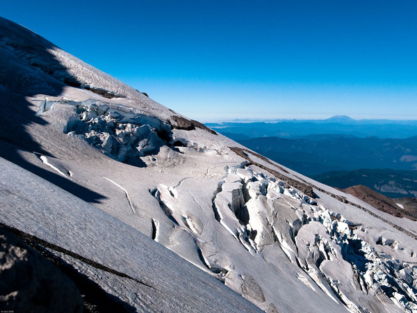 Eliot_Glacier_as_seen_from_Cooper_Spur_1_Oct_2010.jpg