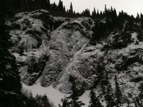 Lake_Angeles_Cirque_2.jpg