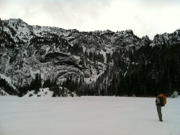 Lake_Angeles_cirque_1.jpg