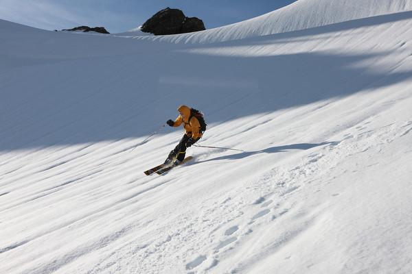 Olympus_06_-_Skiing.jpg