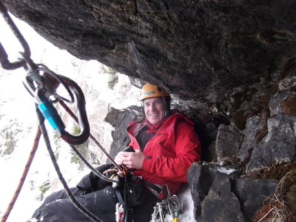 belay_cave.jpg