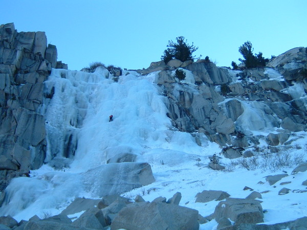 iceclimbing_june_lake_lvc_jan_2010_020.jpg