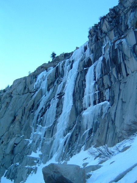 iceclimbing_june_lake_lvc_jan_2010_022.jpg