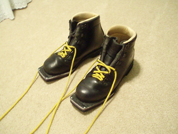 snowpine_boots.JPG