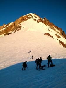 3496climb_begins-smaller-med.jpg