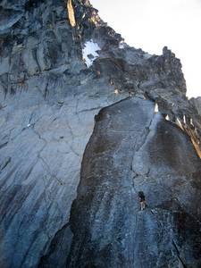 6323NR-Stuart-crack1-med.jpg