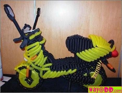 funny-pictures-balloon-scooter-1Pj.jpg
