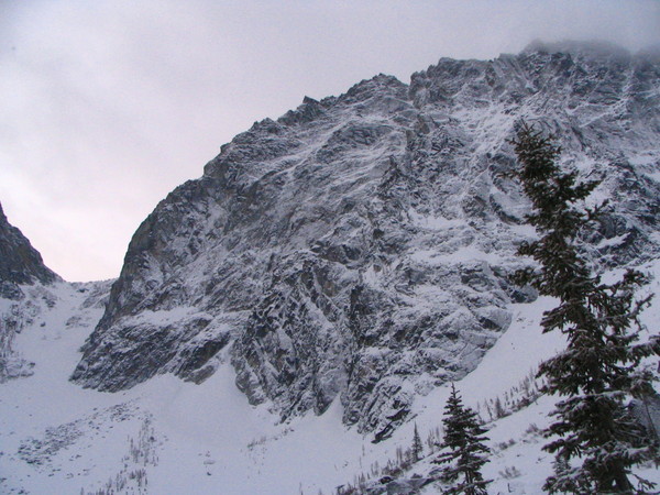 07_April_Colchuck_Lake_010.jpg