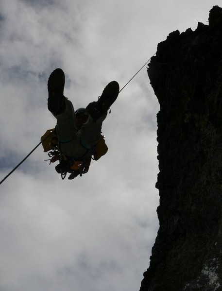 Ist_route_Cathedral_Formation_rappel_small_7_4_08.jpg