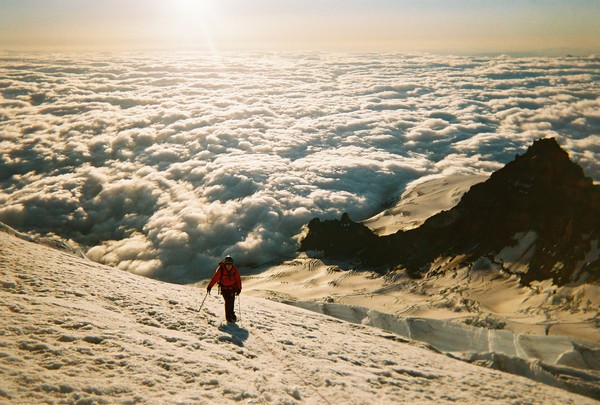 Rainier_with_little_tahoma.jpg