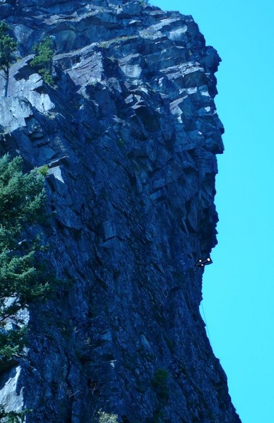 Small_pic_Side_profile_of_high_point_Beacon_Rock_route.jpg