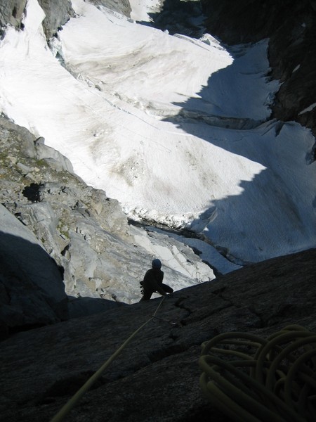 silhouette_ice_cliff_gl.jpg