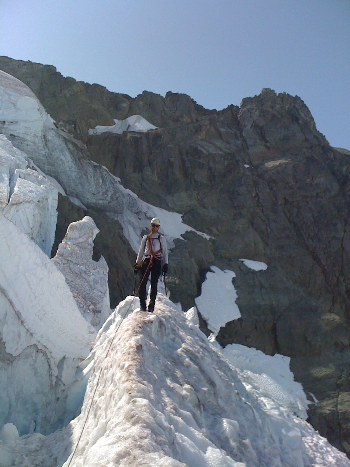 2009_08_06_shuksan_me_on_skywalk_traverse.jpg