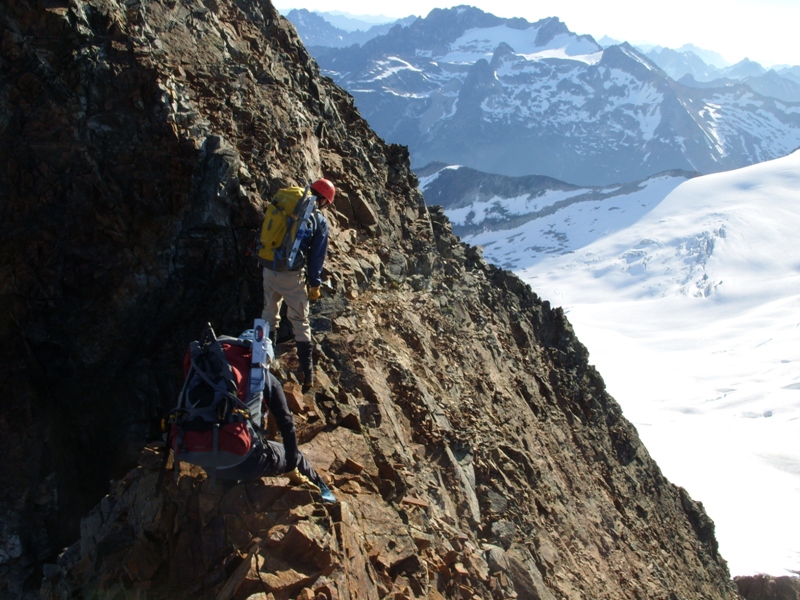 4th_class_ledges_leading_to_Boston_Glacier.jpg