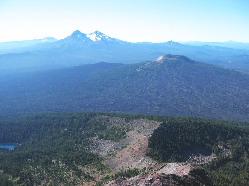 8814WA_LOOKING_SOUTH.JPG