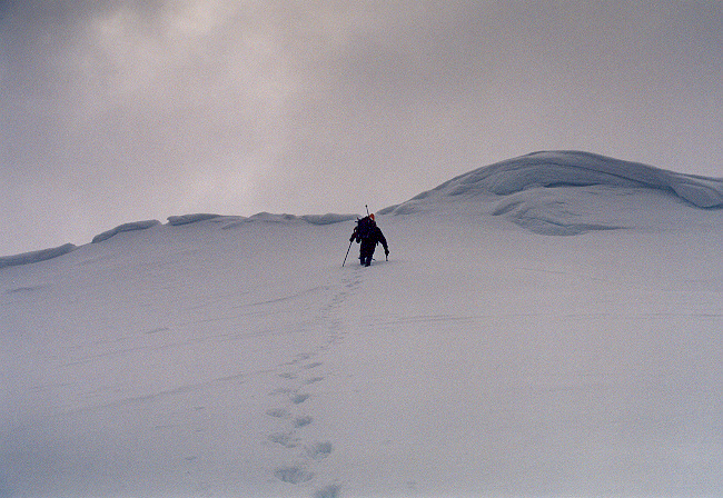 945Beebe_summit_cornice.jpg