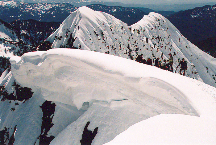 945Big_Bear_smmt_cornice.jpg