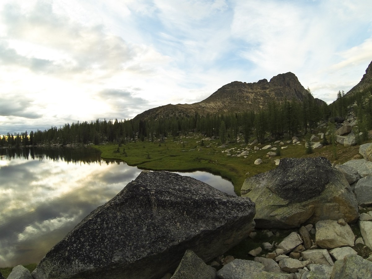 Cathedral_Lake_Peak1.jpg