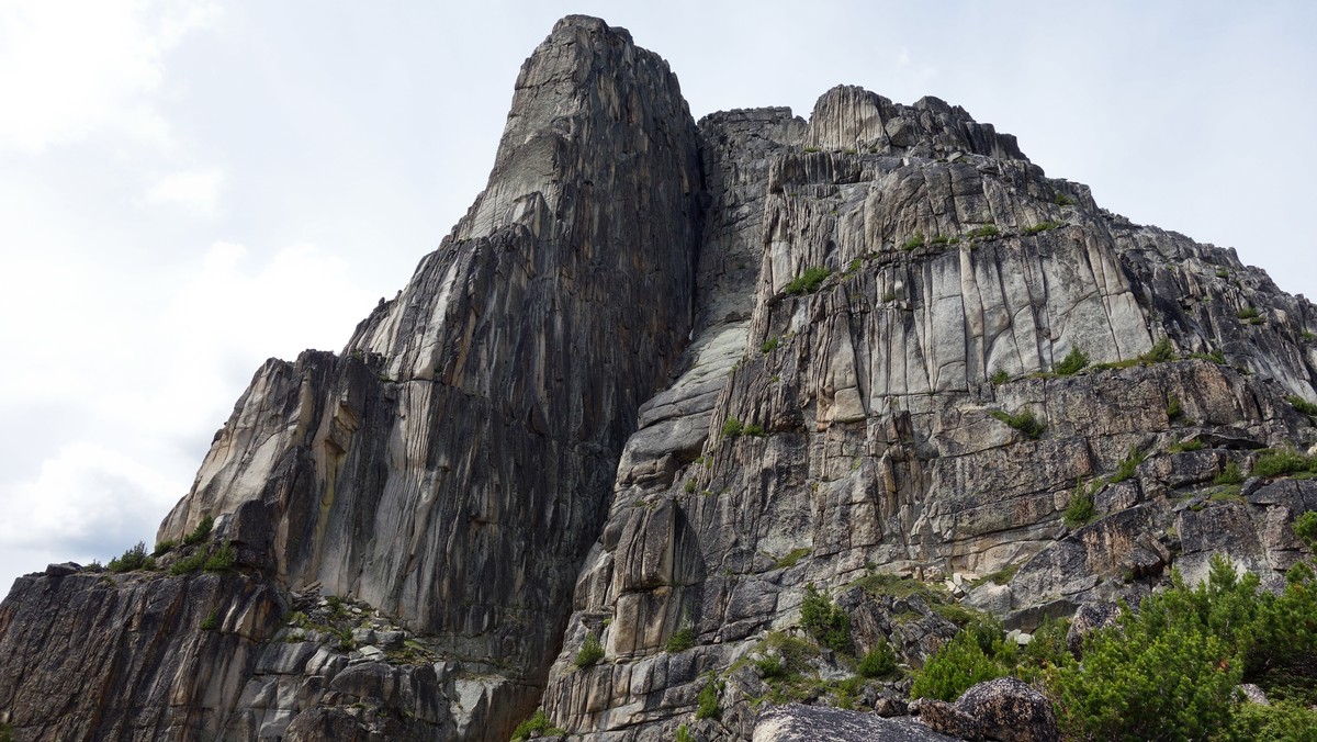 Cathedral_NE_SE_Buttresses.jpg