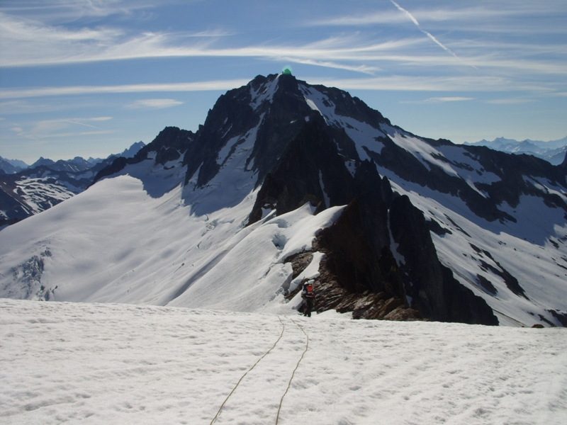 Glacicer_Travel_towards_Buckner.jpg