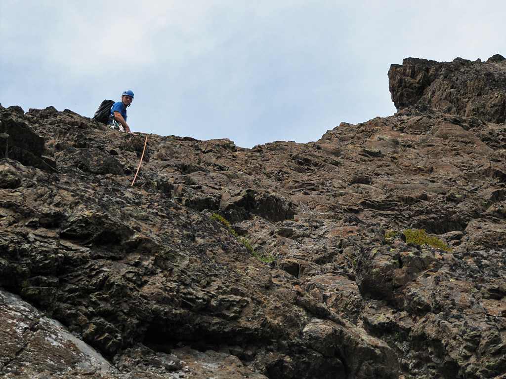 Mt_Washington_-_SE_Buttress_04_-_2nd_pitch_higher.jpg