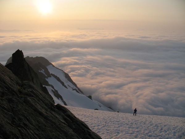 2009_08_06_shuksan_winnies_slide_bivy.jpg