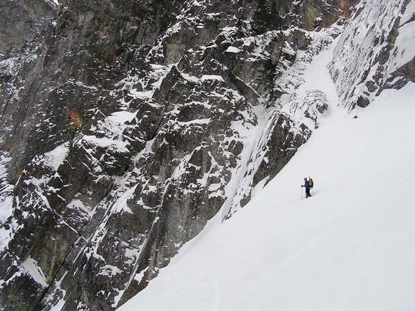 Big_Mountain_Feel_below_NW_face_of_Snoqualmie_Mtn.JPG