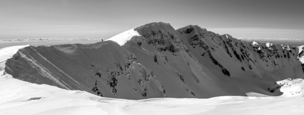 Mt_St_Helens_climber_pano_bw_small.jpg