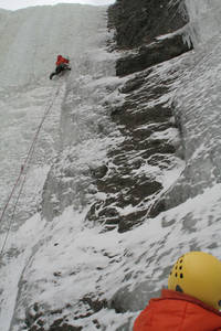 3452chris_pullin_the_2nd_pitch_high_on_boulder-med.jpg