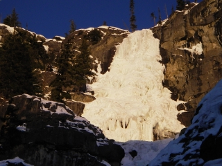 Upper_Falls_dressed_in_white.JPG