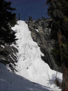 Upper_Falls_from_the_Upper_Basin.JPG