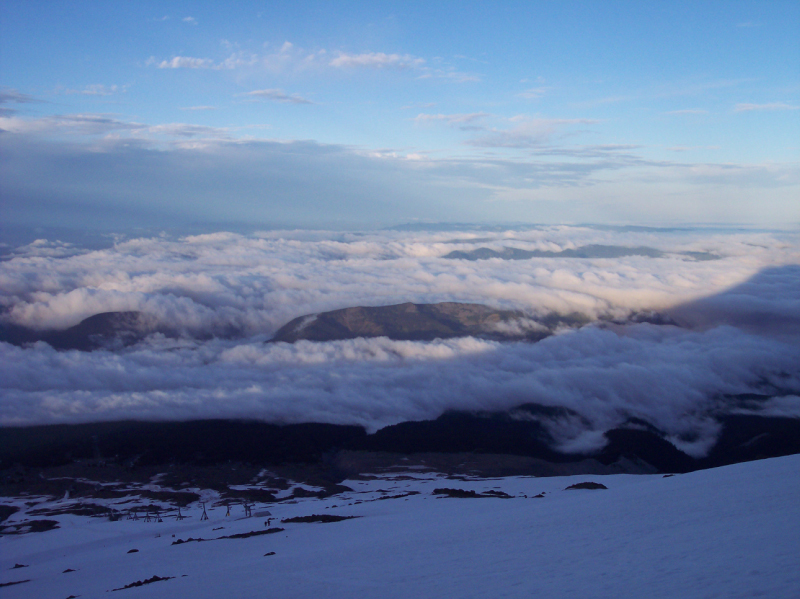 77221_Morning_on_Mt_Hood_Looking_South_at_Ski_Lift_and_Valley_Below_1.jpg