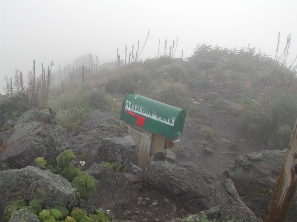 Summit_of_Maibox_Peak_8-21-07.jpg