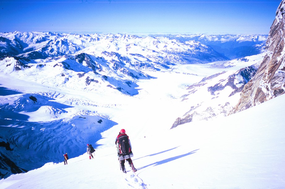 4764descent06.jpg