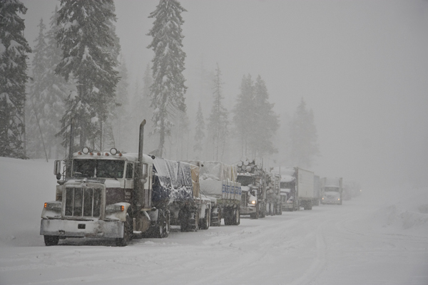 Trucks_Westbound_at_Hoodoo.jpg