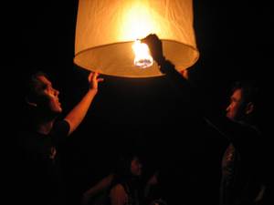 119Thai_Lantern_2_sm_-med.jpg